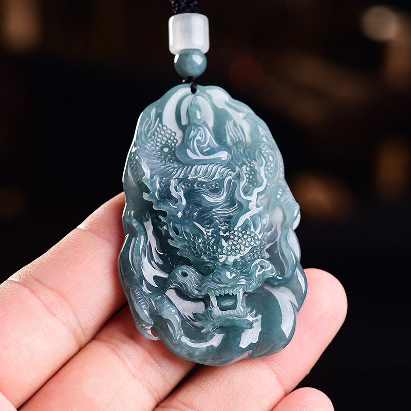 Natural Burmese Jadeite Dragon - Necklace Pendant recension och pris