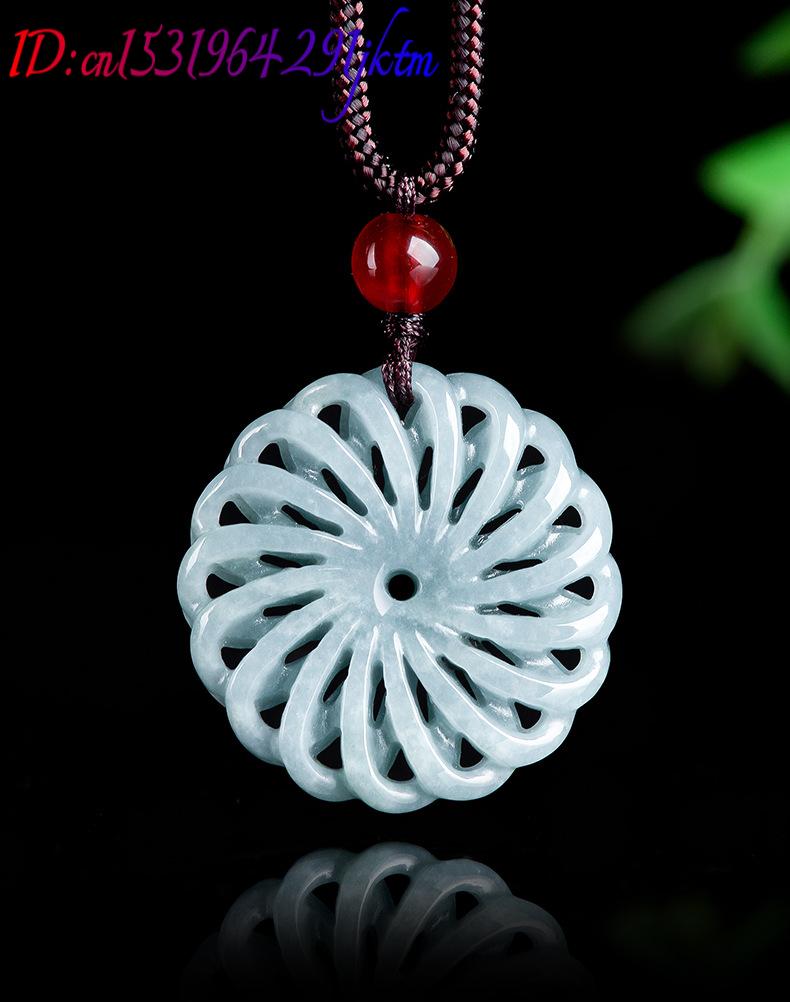 Burmese Jadeite Flower Pendant - Necklace Pendant recension och pris