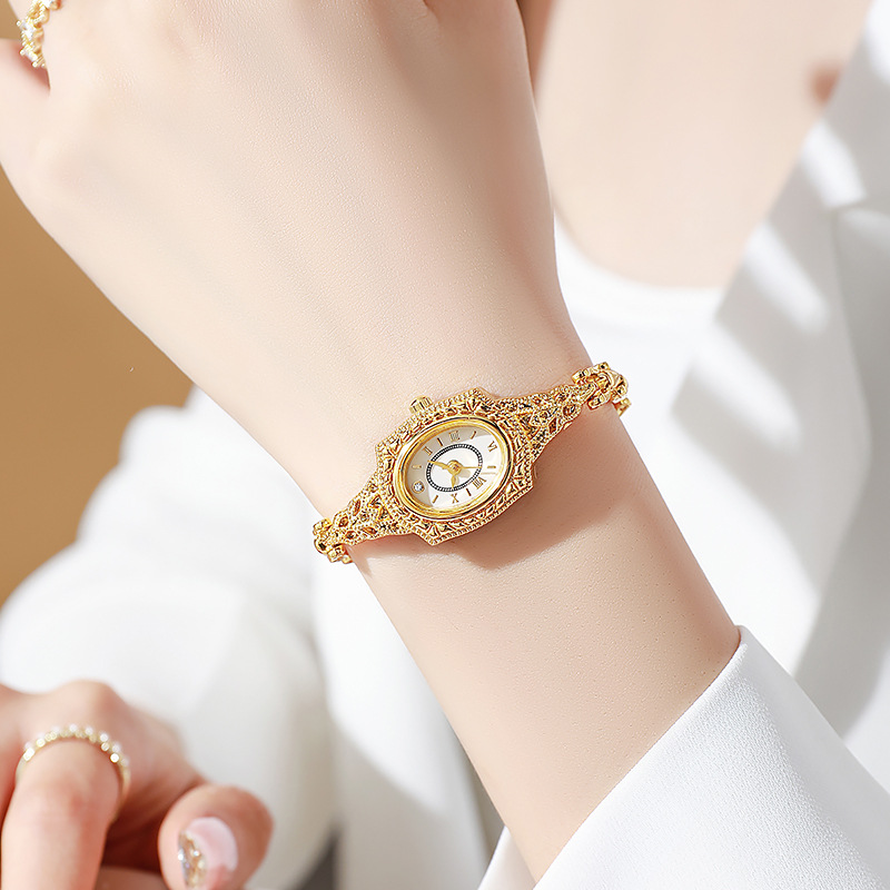 Retro Barrel Shape Women Watch - Jewelry Watches Women recension och pris