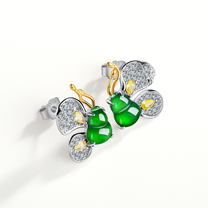 Green Burmese Jadeite Butterfl - Jewelry & Watches Company recension och pris