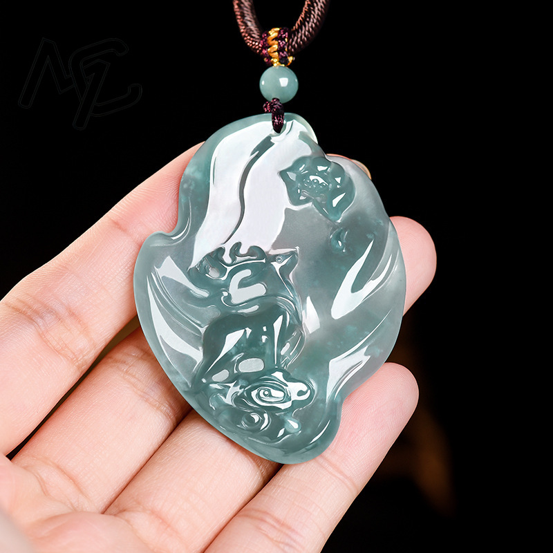 Real Natural Emerald Jade Blue - Necklace Pendant recension och pris