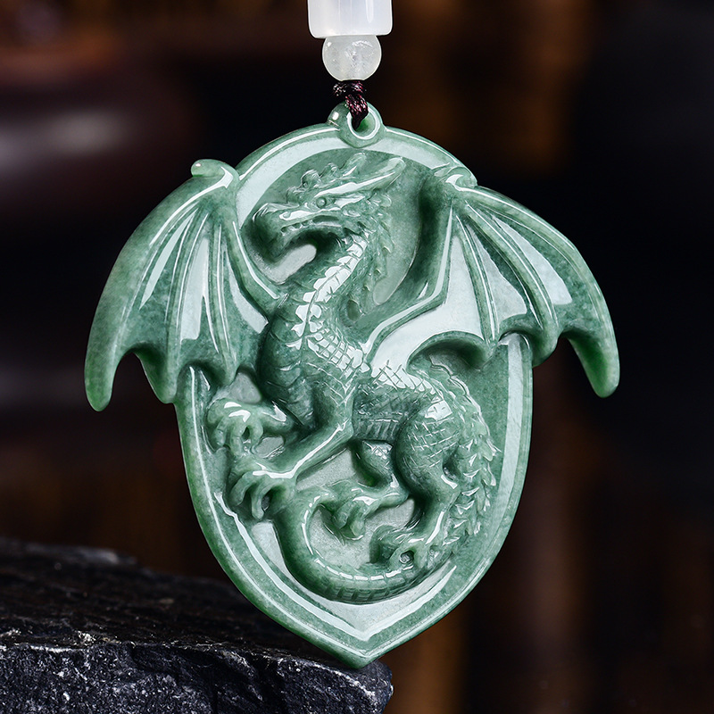 Natural Burmese Jadeite Dragon - Necklace Pendant recension och pris